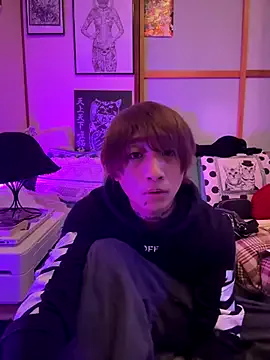 starvingo2002 – webcam model profile photo Image 18