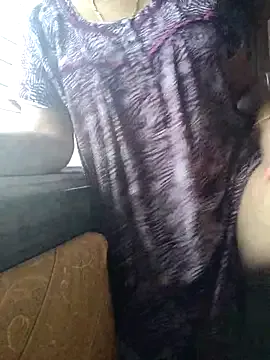 Benson18y – webcam model profile photo Image 16