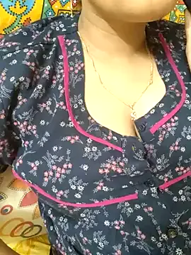 Benson18y – webcam model profile photo Image 7