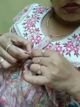 Benson18y – webcam model profile photo Image 8