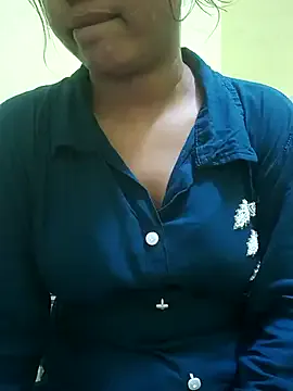 dears_pearlss – webcam model profile photo Image 4