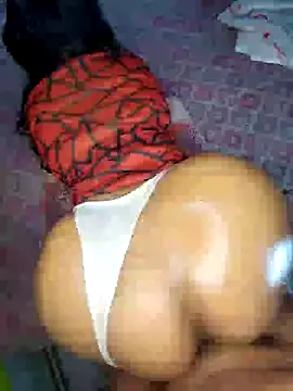 sellapink – webcam model profile photo Image 2