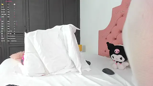 aria_b1 – webcam model profile photo Image 17