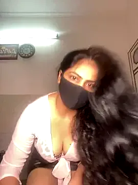 dears_pearlss – webcam model profile photo Image 2