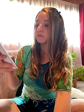 Megu_Melon – webcam model profile photo Image 17