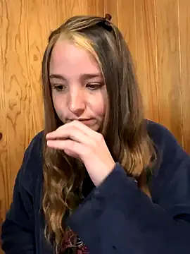 Megu_Melon – webcam model profile photo Image 9