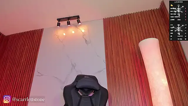 WitchAnnie – webcam model profile photo Image 2