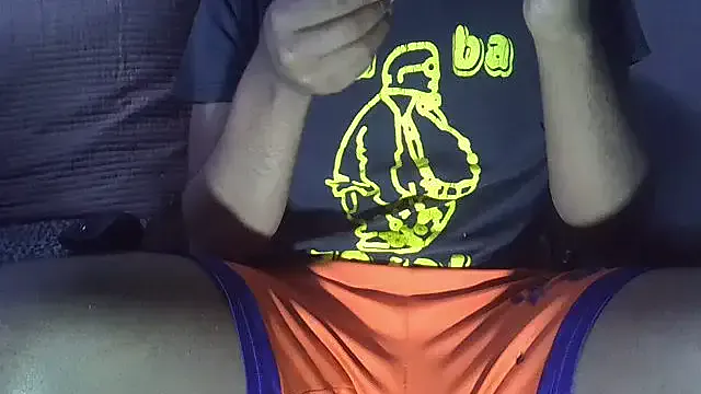 DomManlyGuy – webcam model profile photo Image 7