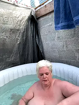 Benjamin_show – webcam model profile photo Image 5