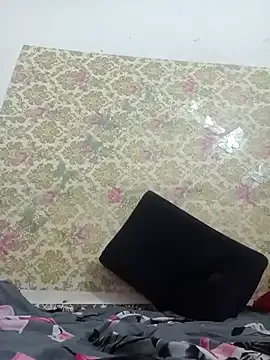 melaniepavan – webcam model profile photo Image 9