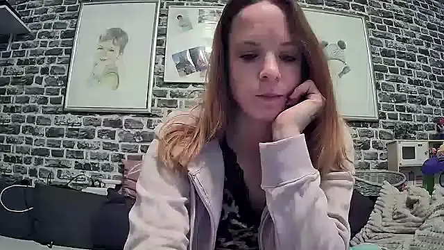 irohani_usagi – webcam model profile photo Image 3