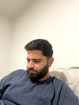 bisexualmilf – webcam model profile photo Image 17