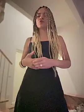 kittyummy – webcam model profile photo Image 11