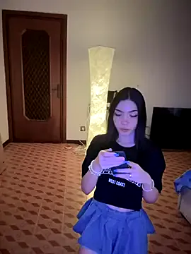 kittyummy – webcam model profile photo Image 2