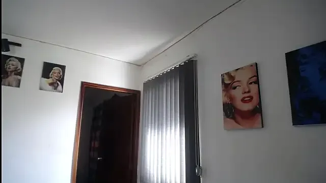 loving_ladies – webcam model profile photo Image 3