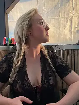 WitchAnnie – webcam model profile photo Image 6