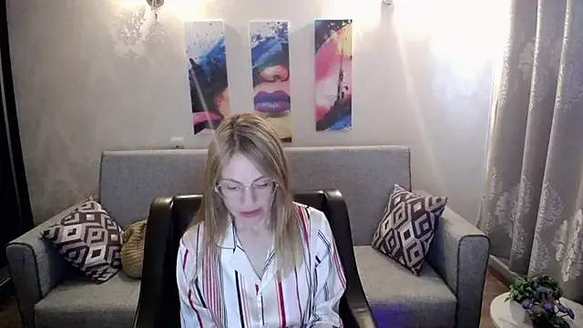 shy_hot_cat – webcam model profile photo