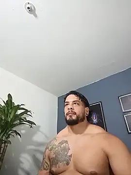 julietaromaniss – webcam model profile photo Image 3