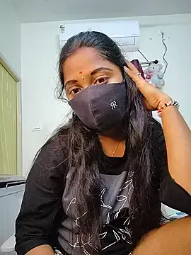 AlisaMoss – webcam model profile photo Image 15