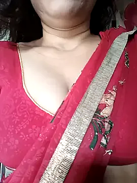 tinapie – webcam model profile photo Image 11