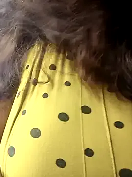 tinapie – webcam model profile photo Image 7