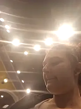 rikutorikukuto – webcam model profile photo Image 13