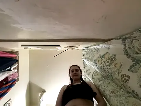 rikutorikukuto – webcam model profile photo Image 6