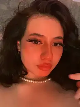 dears_pearlss – webcam model profile photo Image 4