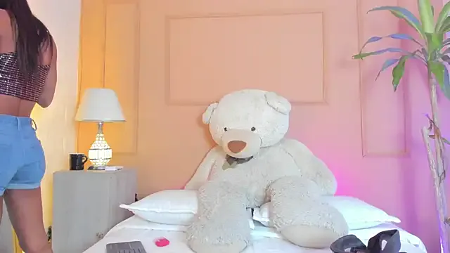 little_show_sexy – webcam model profile photo Image 19