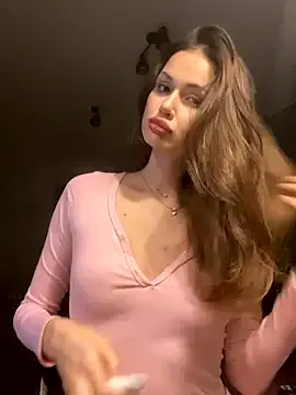 SoShyEmmyyy – webcam model profile photo