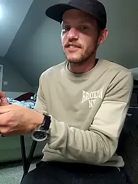 hornyshow_tv – webcam model profile photo Image 11