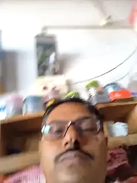 Magnetic127 – webcam model profile photo Image 8