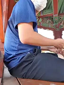 kai101010 – webcam model profile photo Image 3