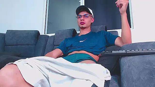 anhkiet_huang – webcam model profile photo Image 5