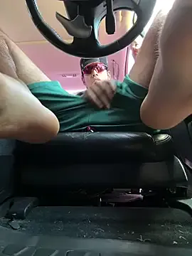 lucilacapinpin – webcam model profile photo Image 9