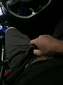 AntonioWest – webcam model profile photo Image 5