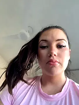 V-Hot-Sweti – webcam model profile photo Image 15