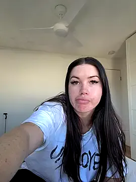 V-Hot-Sweti – webcam model profile photo Image 17