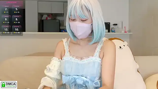 _Alicee_1 – webcam model profile photo Image 14