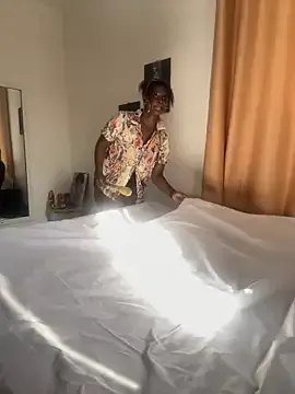 coventinaashfield – webcam model profile photo Image 10