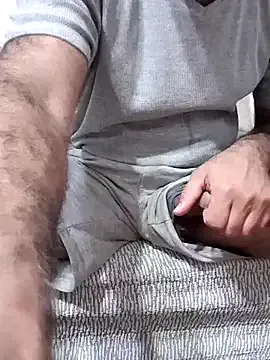 PabloArena – webcam model profile photo Image 17