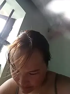 pink_lila18 – webcam model profile photo Image 3