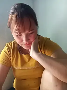 pink_lila18 – webcam model profile photo Image 6