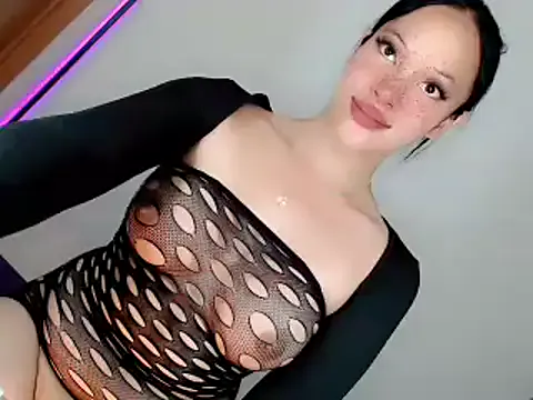 trainwithme – webcam model profile photo Image 18