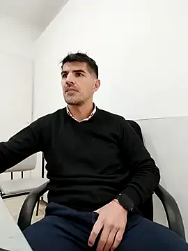 rikutorikukuto – webcam model profile photo Image 12