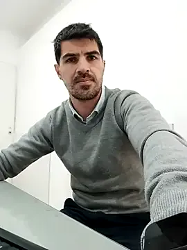 rikutorikukuto – webcam model profile photo Image 7