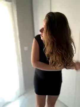 shiningdawn – webcam model profile photo Image 2