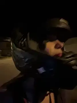 skinny_candy18 – webcam model profile photo Image 3