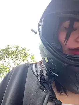 skinny_candy18 – webcam model profile photo Image 6