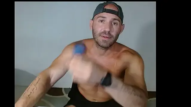 Zeefy – webcam model profile photo Image 8